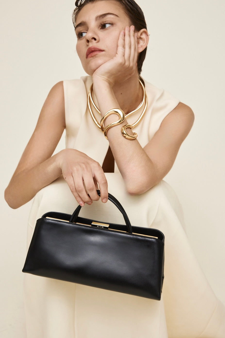 Gold Noir Éclair Bag (Pre-Order Only)