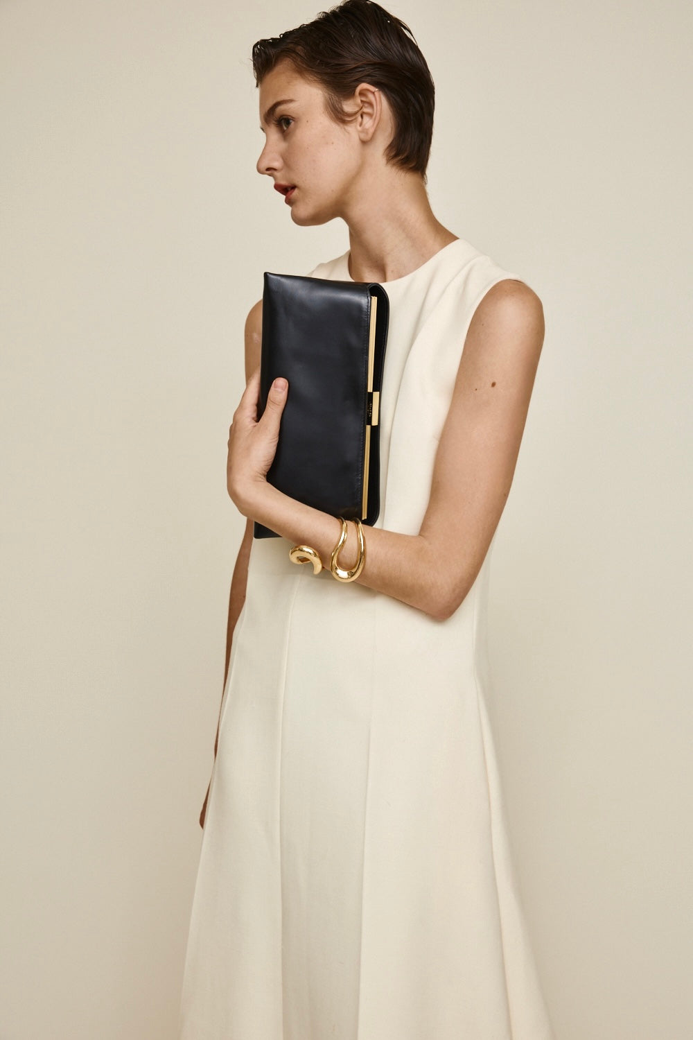 Gold Noir Éclair Bag (Pre-Order Only)