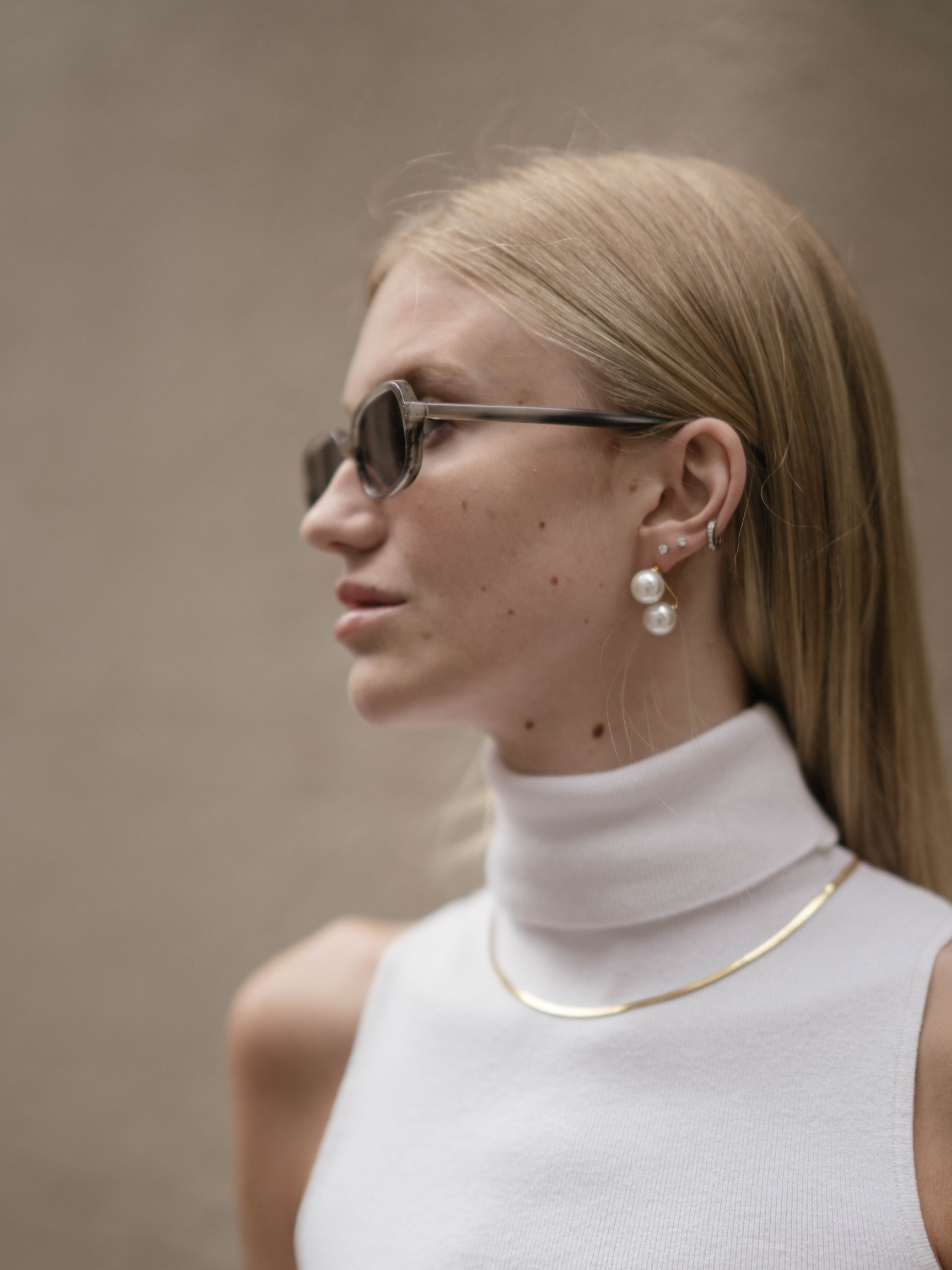 Iris Pearl Earrings (Final Sale)