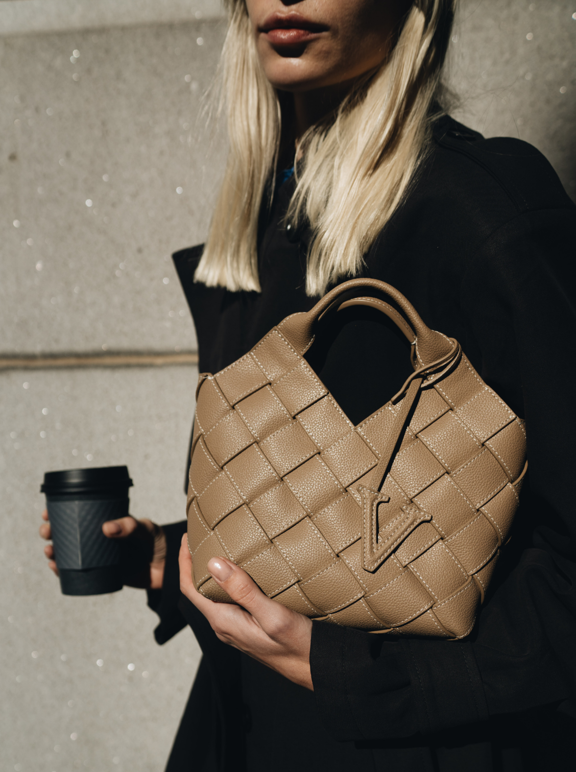 Etoupe Woven Basket Bag