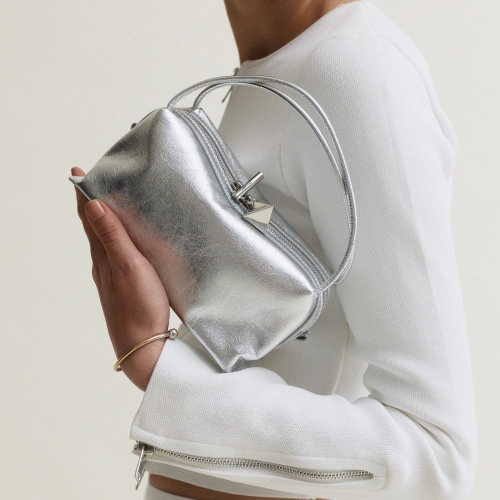Mini Shoulder Bags: The Case for Downsizing Your Everyday Carry