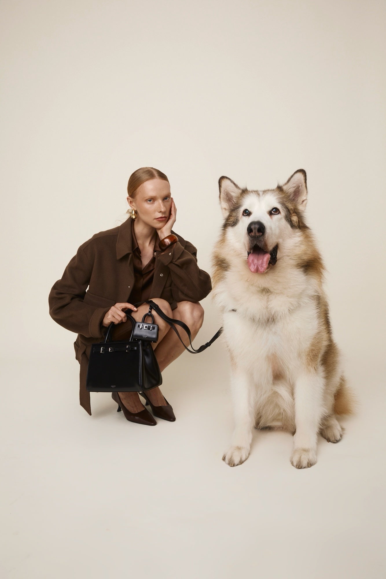 Noir Leather Book Tote Bag 25 (Low Stock)