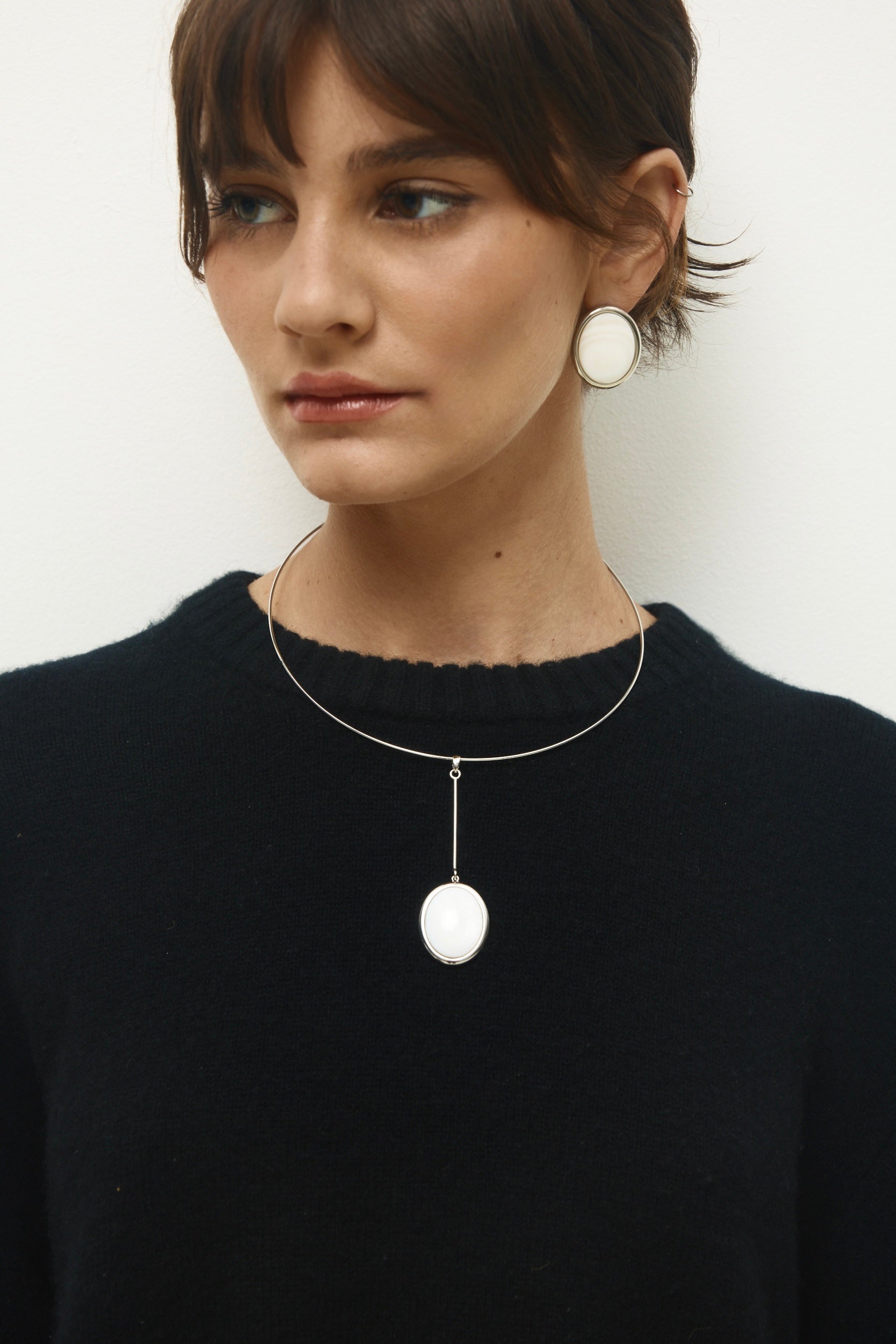 Ivory Orb Drop Choker