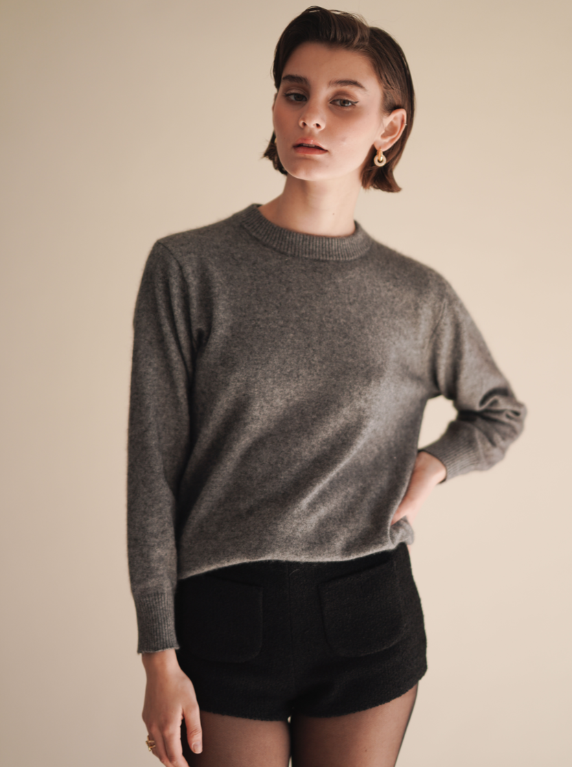 Grey Cashmere Crew Neck Sweater(Final Sale)