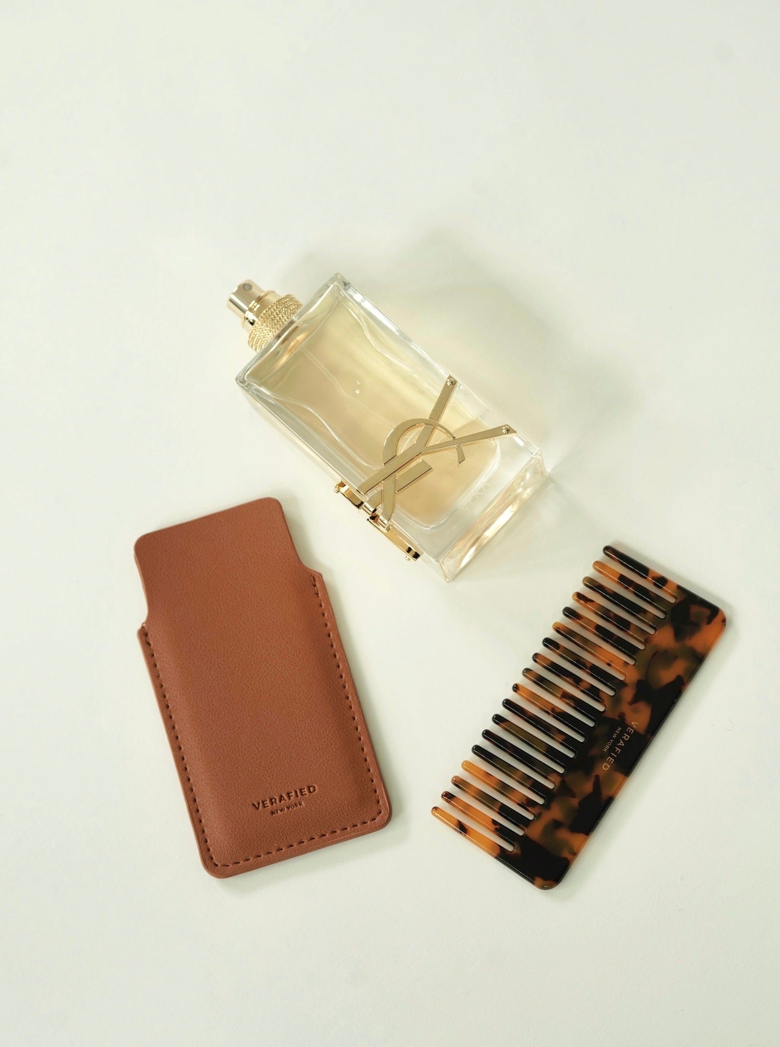 VERAFIED Hair Comb With Case