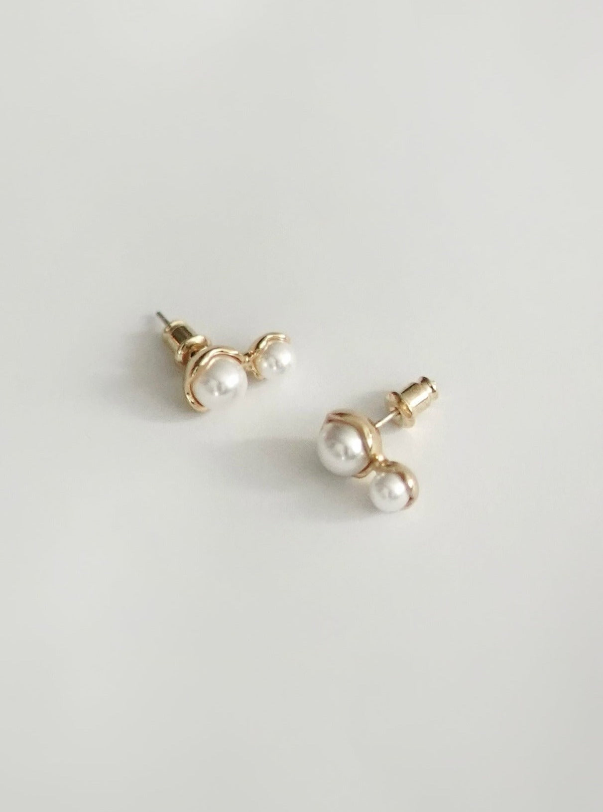 Lily Pearl Earrings